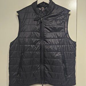 Burberry vest (size M)